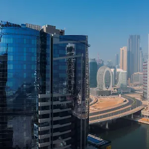 Radisson Blu Hotel, Canal View ***** Dubaj